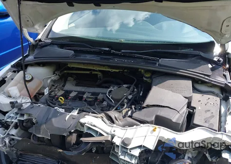 2013 Ford Focus Se из США, поврежденный, VIN 1FADP3F23DL118741